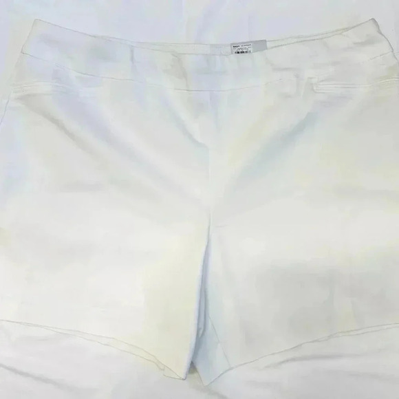 croft & barrow Pants - NWT CROFT & BARROW Women High Rise Stretch White Bermuda Shorts Plus Size 24W